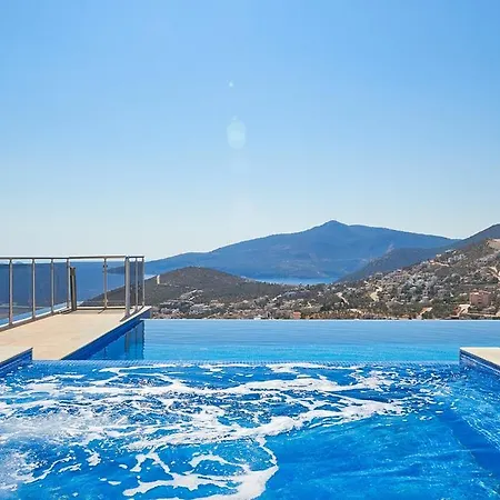 Cina Vila Kalkan